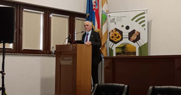 U Vinkovcima započeo 6. Hrvatski ruralni parlament: mladi i žene u središtu rasprava o budućnosti hrvatskog sela