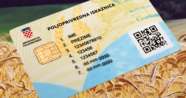 Poljoprivrednicima stižu elektroničke iskaznice za digitalno poslovanje