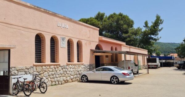 Nova uljara PZ Cres kupljena PRR sredstvima omogućila je bržu preradu maslina što je doprinijelo kvaliteti maslinova ulja