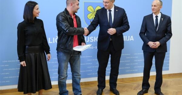 Premijer Plenković u Gospiću: Ličani su primjer onoga što je kroz povijest krasilo hrvatsku državu, identitet i hrabrost