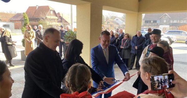 Otvoren Društveni dom i turističko-informativni centar u Lekeniku