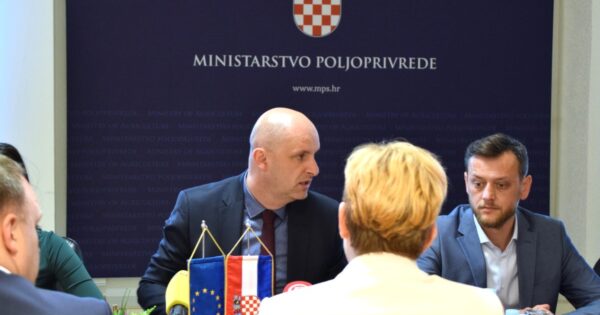 Potpisani ugovori za vrtiće i vatrogasne domove – 106,2 milijuna kuna potpore iz Programa ruralnog razvoja