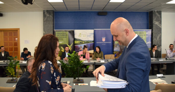 Kreće izgradnja i opremanje 22 uljare – kroz Program ruralnog razvoja osigurano 50% troškova