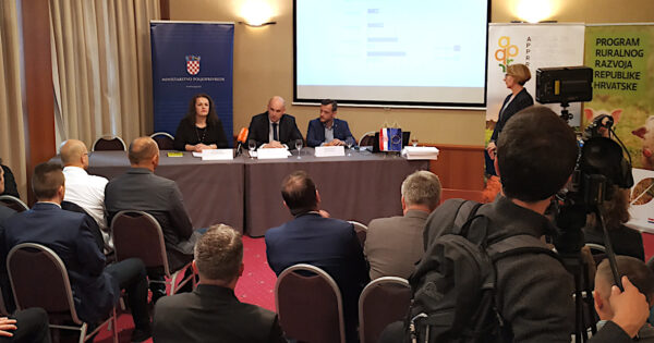 Iz Programa ruralnog razvoja 112 milijuna kuna hrvatskim poljoprivrednicima