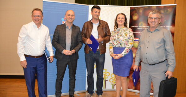 Potpisani novi ugovori za potporu poljoprivrednim gospodarstvima vrijedni 339 mil. kuna