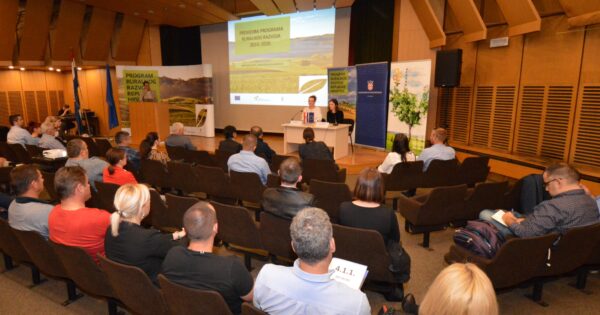 Poljoprivrednicima 76,5 milijuna kuna za nove projekte u okviru mjere 4 Programa ruralnog razvoja RH